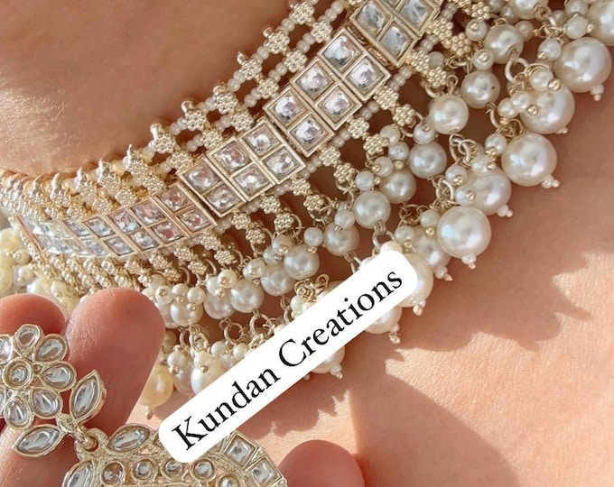 White Pearl Kundan Necklace Set with chandbali tikka /Kundan Choker/bridal necklace/Indian wedding jewelry/Bridal necklace set/