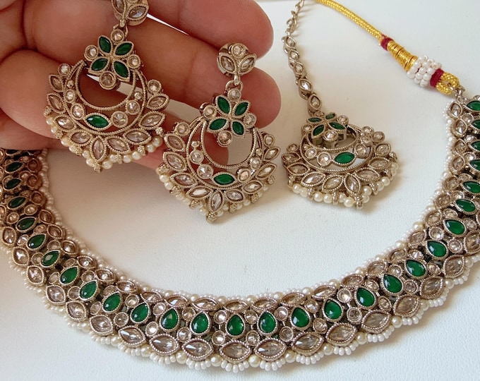 Antique  kundan  Polki Kundan green necklace  chandbali earrings and tikka  choker Set /Indian wedding jewelry/wedding Necklace