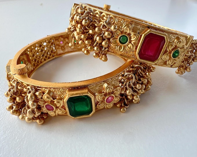 Antique Gold Ruby Green  Bangles bangle /Antique gold Kada/Kundan bridal bangles set/Gold Kada/Indian bangles /Indian Wedding jewelry