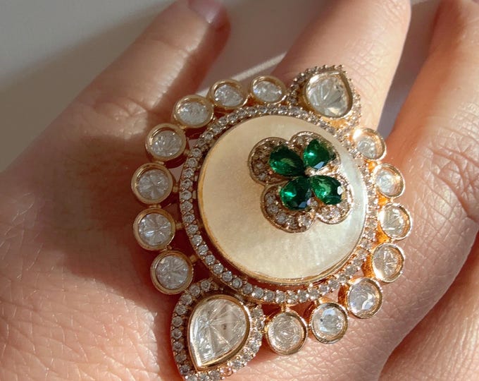 Bridal Kundan Moissanite Emerald  diamond Ring/Moissanite Mother of Pearl Gold Ring/ Kundan Statement green Ring /Indian Wedding jewelry/