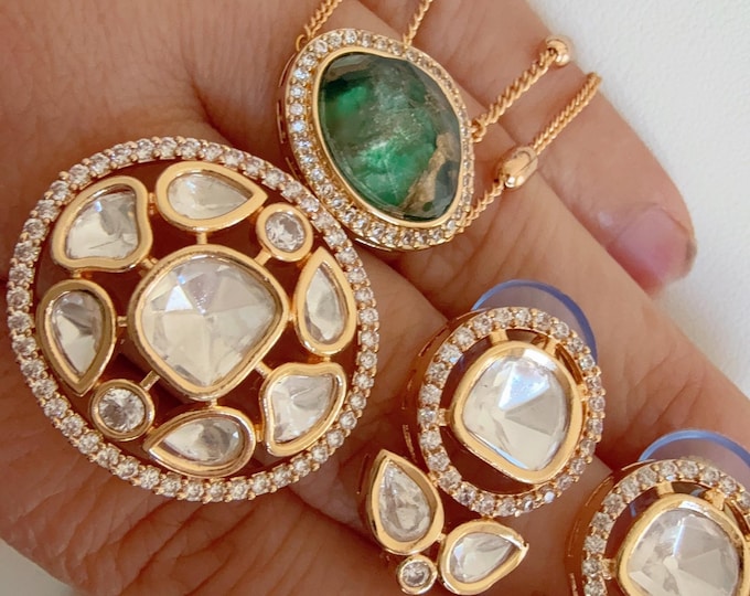 Premium Moissanite green Pendant Set/Kundan Stone Double Layer Necklace/ Indian Bridal Jewelry/Uncut Moissanite Polki Kundan Wedding Jewelry