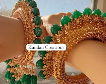 Rajwadi Kada with jhumka / Sangeet Reception Kada/ Emerald Rajwadi Kada /Indian Wedding jewelry/Green Kundan bridal bangles