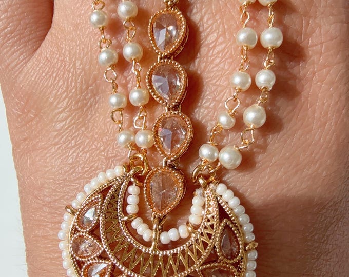 Gold  Polki Pearl Kundan Hath Paan single /hand harness/Indian Jewelry/Hand Jewelry/Haath phool/Hand Chain Bracelet for Her