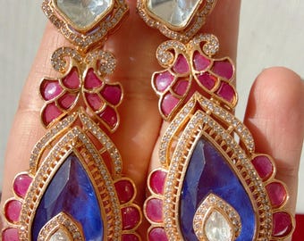 Pendientes de moissanita con diamantes inspirados en Ratna Sabyasachi/Joyería llamativa/Pendientes de moissanita con zafiro azul rubí de dos tonos