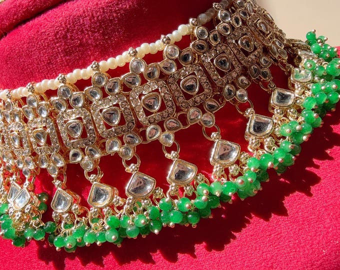 Antique Polki Kundan green choker Set/Kundan Choker/bridal necklace/Indian wedding jewelry/Bridal necklace set/green wedding Necklace