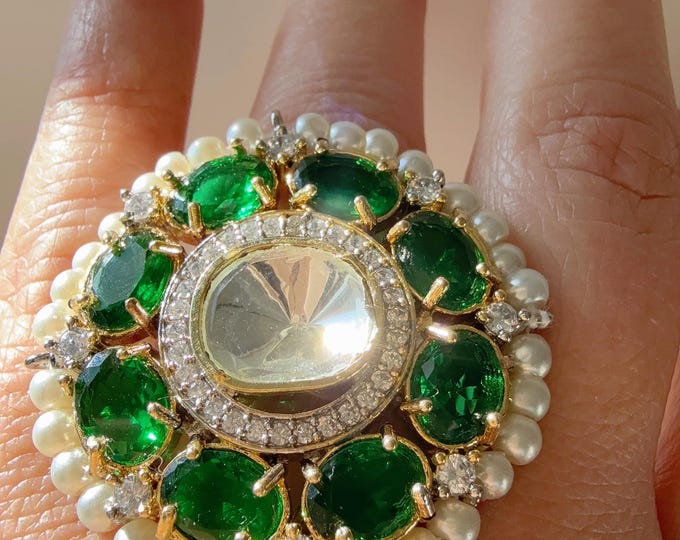 Kundan Green cocktail Ring/Adjustable Ring/ Indian Ring/ Indian Jewelry/Indian Wedding jewelry/Emerald   Stone Kundan Ring
