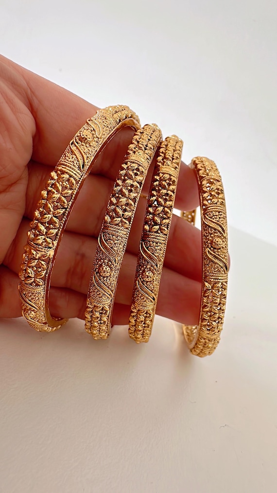 22K GOLD PLATED INDIAN FASHIONABLE BANGLE BRACELET CHURI SET B19 – Gems