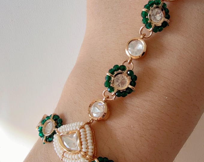 Moissanite diamond  Hathphool /Green hand harness/Indian Jewelry/Hand Jewelry/single green Haath phool/Hathh Panja
