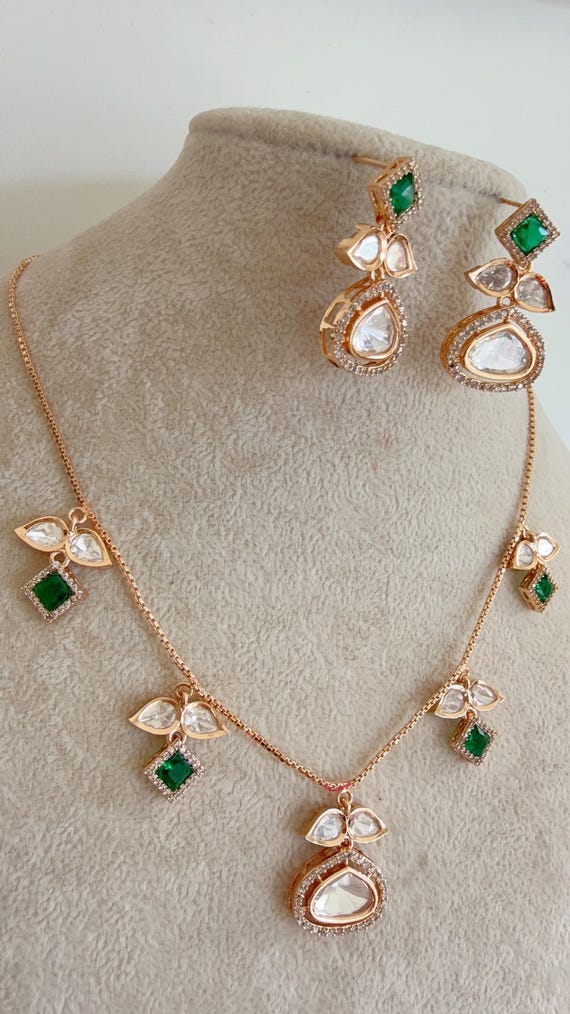 Vidya  Polki Kundan emerald Jewelry Moissanite  necklace set/ Kundan Necklace / Indian Bridal Jewelry/Indian Wedding jewelry