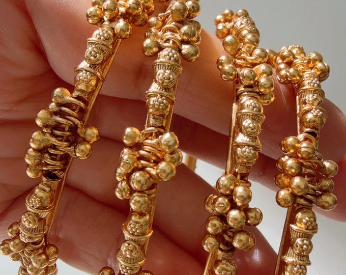 Antique gold plated ghungru bangles set of 4/Mix Match bangles/Bridal Sangeet bangles/Gold Finish Ghungroo Bangles (Set of 4)