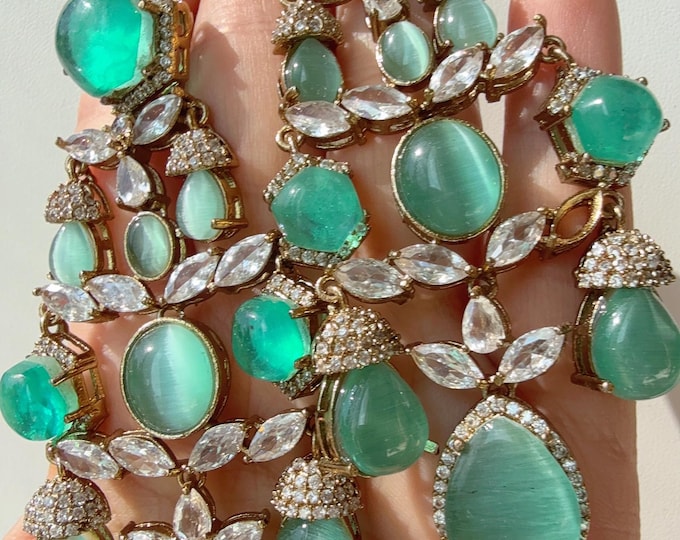 Sabyasachi-Inspired Doublet Mint  kundan Earrings/Elegant Statement Jewelry/ Doublet Mint Earrings/Bridal Diamond earrings