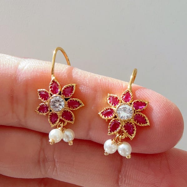 Pendientes Bugadi Marathi, chapados en oro de 1 g, con clip Bugadi para mujeres y niñas, con clip para la parte superior de la oreja y con alambre indio.
