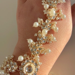 Kundan Hath Paan/Bracelet/Haath phool/Hathh Panja/hand harness/Indian Hand Jewelry//Bridal Jewelry/Indian Wedding jewelry