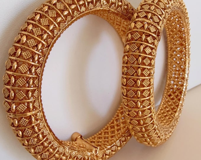 Traditional Gold Plated Bangles Set Of 2/Indian Bangles/Antique gold Kada/Kundan bridal bangles set/kada bangle set/Indian bangles Bracelets