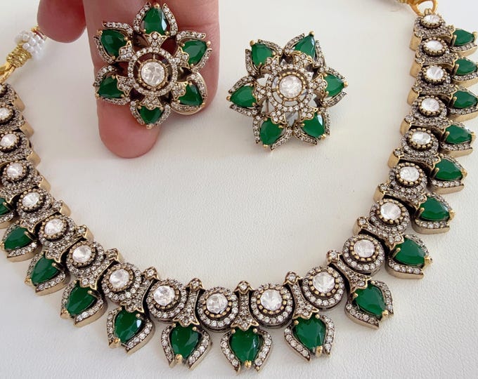 Antique Gold Emerald green Necklace diamond choker  /Indian jewelry/ CZ Choker/Bridal choker/ Indian Necklace/Antique  green diamond choker