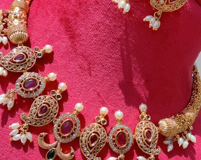 Ruby green hasli Choker Necklace /Indian Choker /Guttapusalu necklace /Temple jewelry/South Indian jewelry/Indian Wedding jewelry