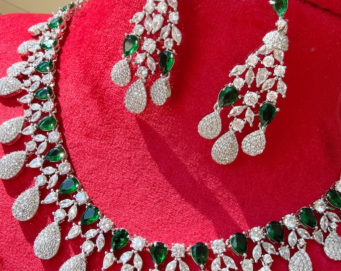 Green  Diamond bridal Necklace /Indian jewelry/ CZ green Choker/Bridal choker/Diamond choker/ Indian Necklace