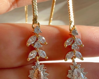 Dainty American Diamond Maang Tikka | 2 Tone Indian Forehead Jewelry | Bridal Wedding Jewelry - Deepika
