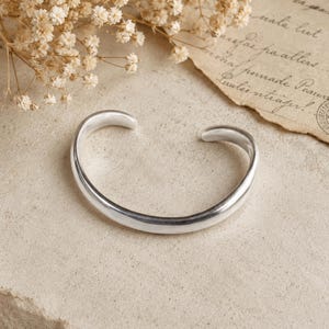 925 sterling silver bangle -Smooth  bracelet , adjustable unisex, minimalist jewelry, ho woman gift
