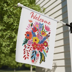 Floral Welcome Banner, Flower Garden flag, Spring and Summer Outdoor Sign, Garden Font Porch gift for her, New Home lawn art welcome sign