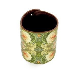 Puño de billetera / Cartera de puño de cuero - Bordado floral