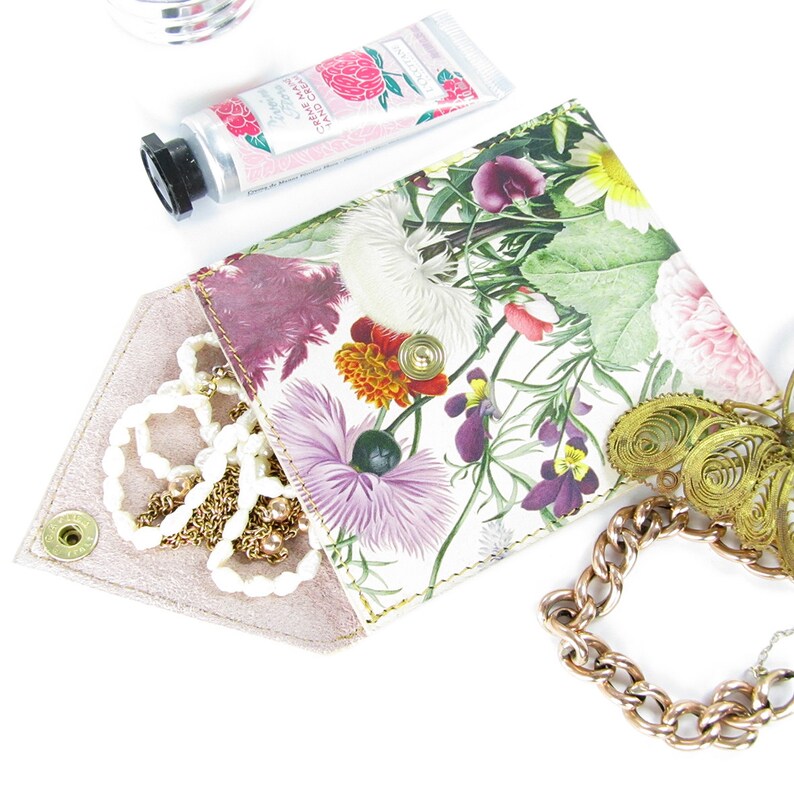 Real leather Headphone Pouch Jewellery Pouch Nature Flower Print Leather Purse Coin Pouch Gardeners Gifts for Women English Summer