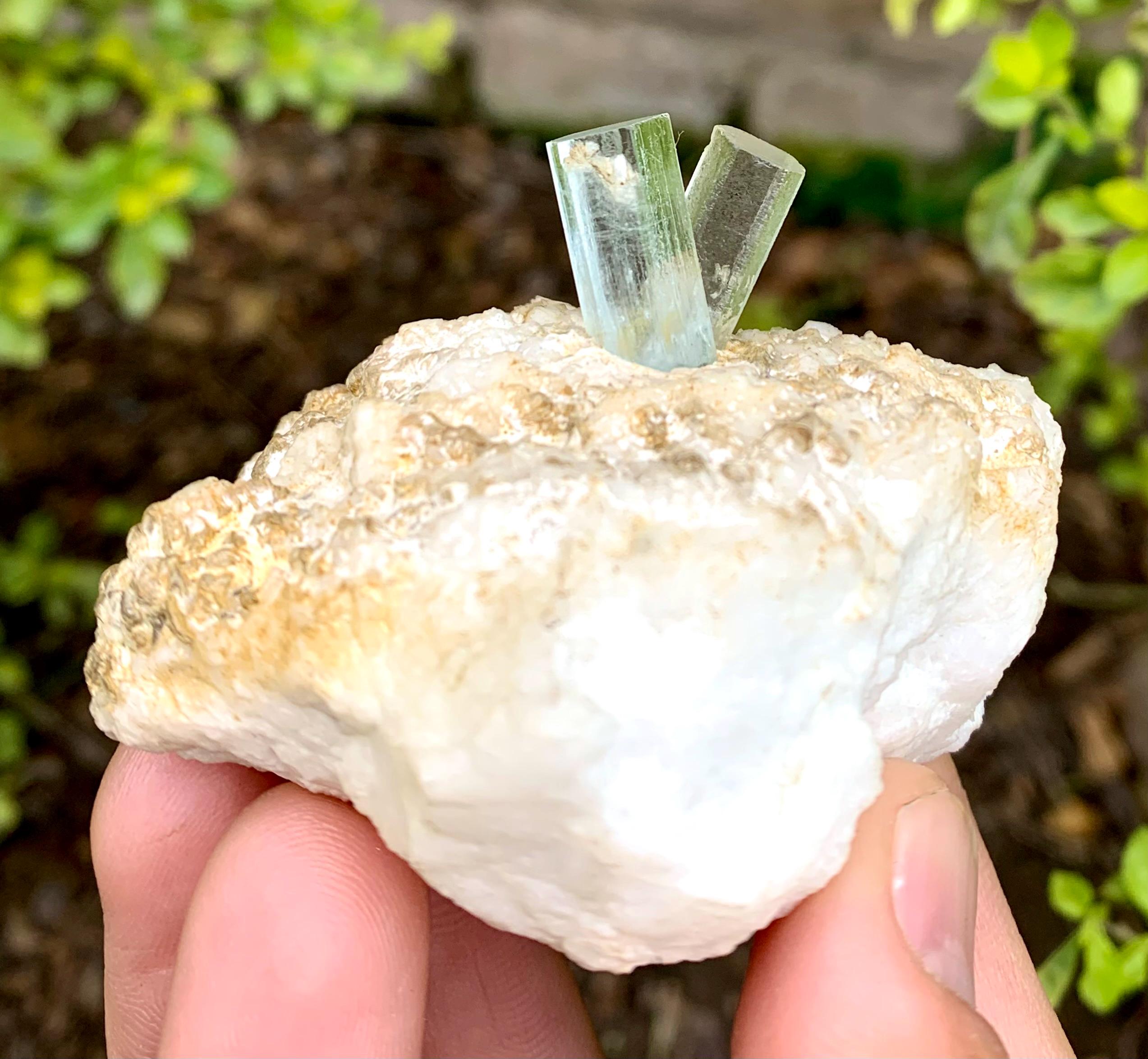 ナガール　アクアマリン　モスコバイト共生鉱　スカルドゥ 180g超 アクアマリン モスコバイト 共生鉱 クラスター