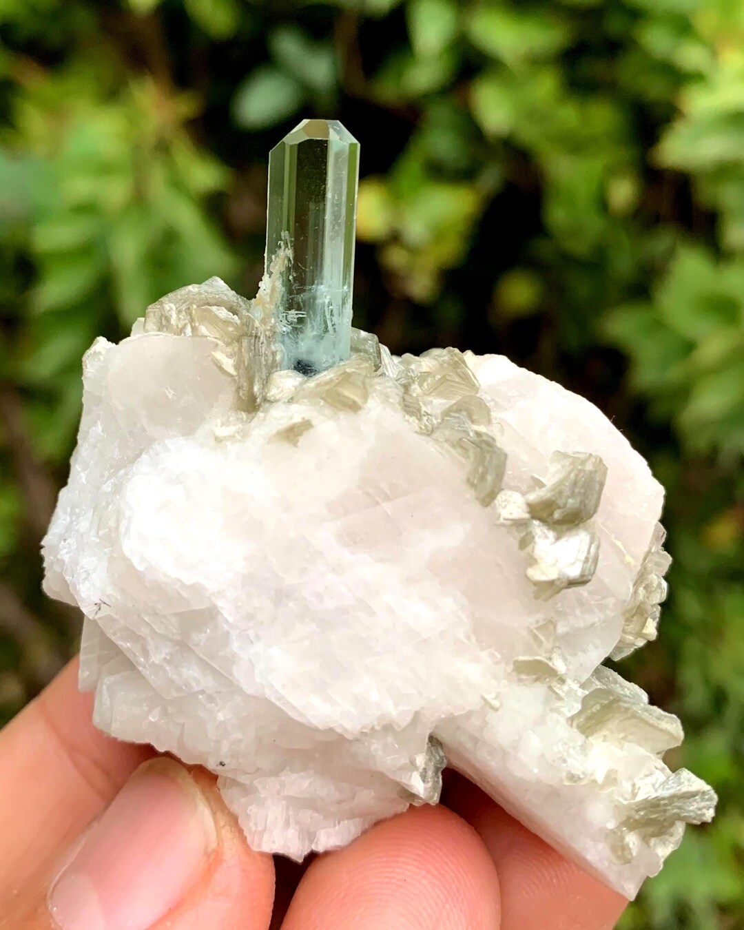 Cut Albite Sky Blue Diamond Cut Aquamarine With Muscovite & Albite From Pakistan ...