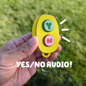 Talking Yes No Button keychain (from Bluey Dance Mode)