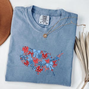 Comfort Colors Coquette USA Map Shirt With Bow American Girl Red White Blue Patriotic Tee For Women Fourth Of July Vintage Style