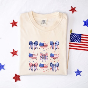 Chemise carte des États-Unis Coquette Comfort Colors avec nœud American Girl T-shirt patriotique rouge blanc bleu pour femme Style vintage du 4 juillet