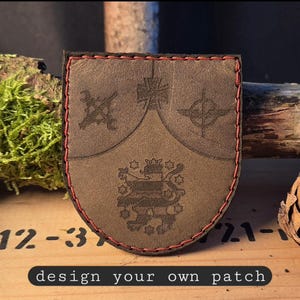 Parche de cuero personalizado con velcro, cosido a mano.