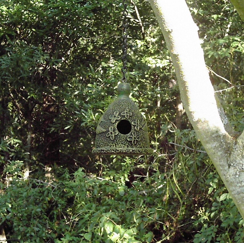 Tiny Hummingbird House image 4