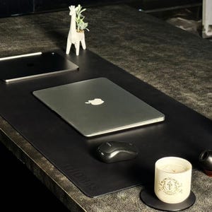 Leather Desk Mat, Mouse Pad, Father&#39;s Day Gift, Handmade Custom Desk Pad, Table Runner, Office Decor, Personalized Leather Desk Pad