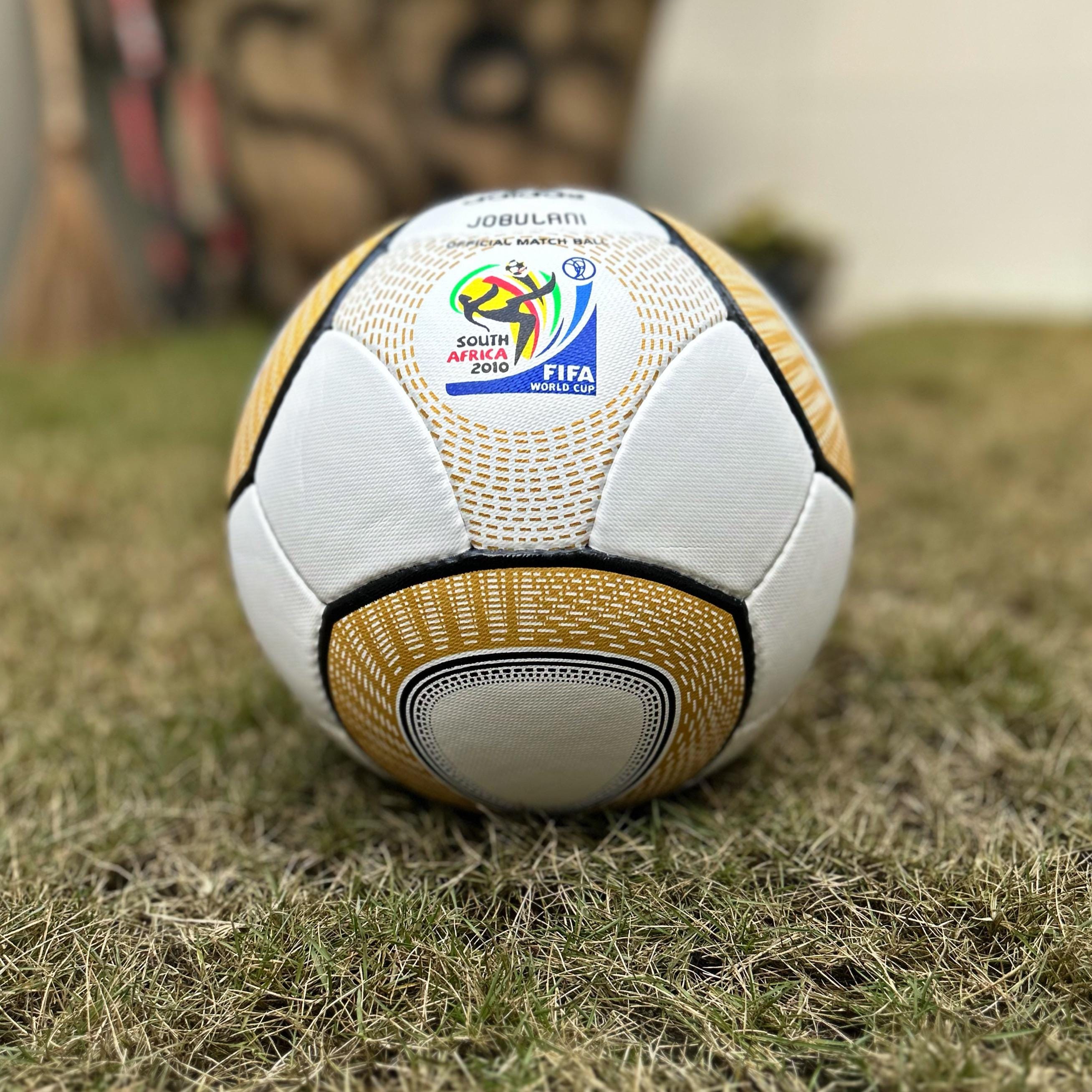 2010 FIFA クラブワールドカップ™ NEWボール : サッカー