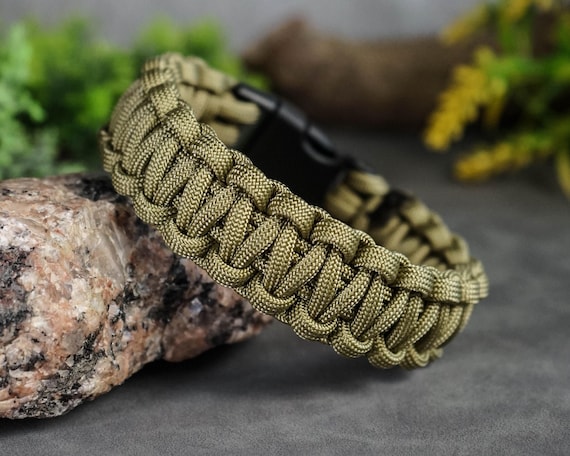 Cobra Paracord Bracelet, Survival Bracelet With Plastic Buckle
