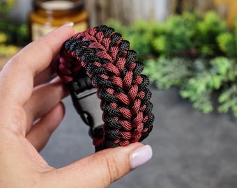 Paracord Bracelet with Plastic Buckle, Handmade Wristband, Braided Rope Jewelry, Wide Survival Style, Black Red Gift,Unique Unisex Accessory