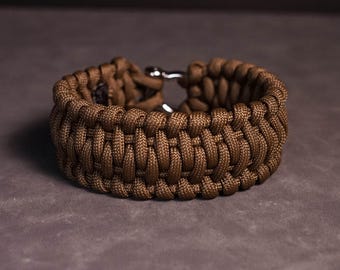 Premium Paracord Bracelet with O Shackle Clasp, Custom Men&#39;s Bracelet, Gift for Men, Army Style Accessory for Men, Color Dusty Coyote