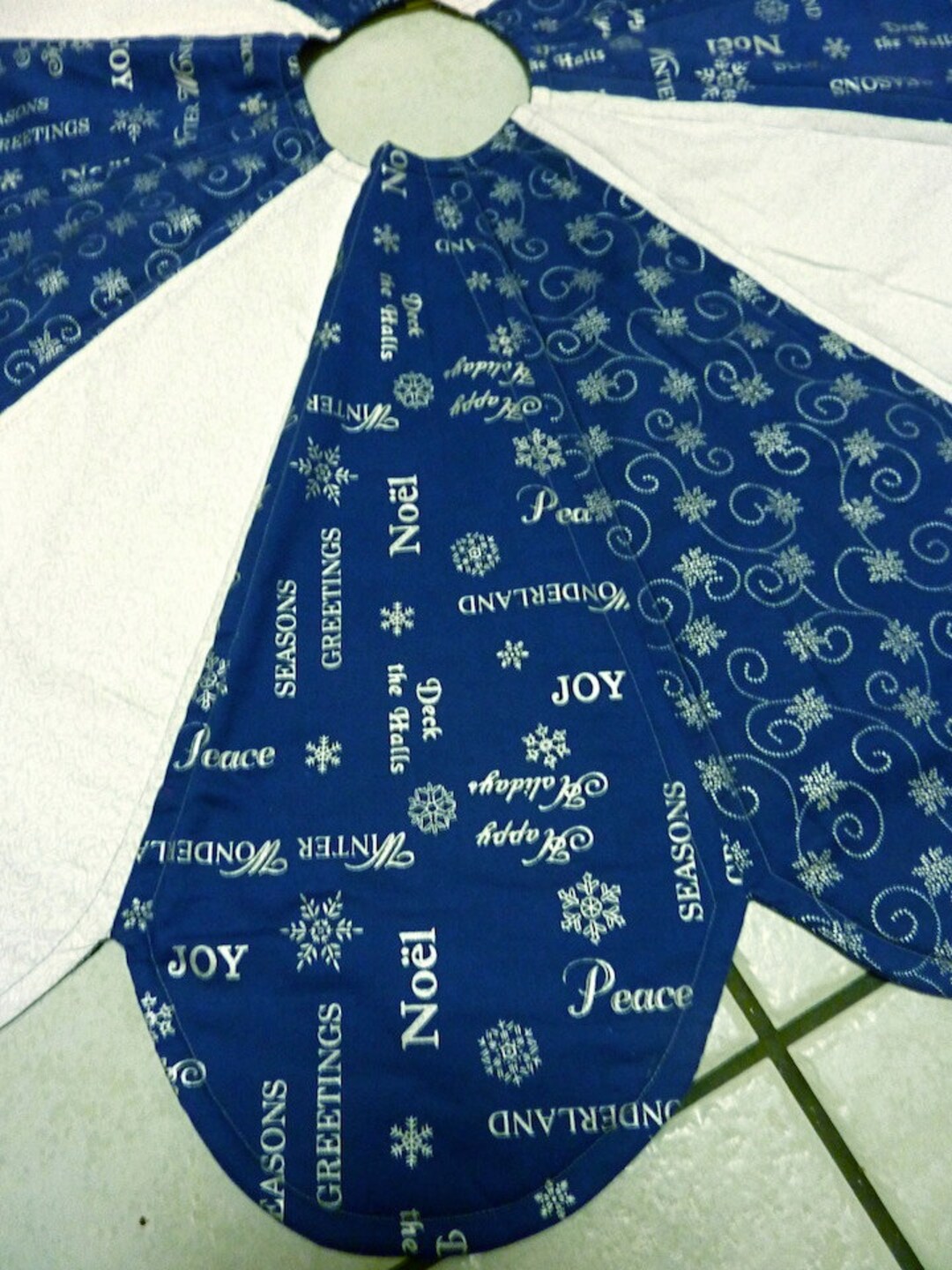 Dresden Plate Tree Skirt in Navy Etsy