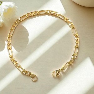 14K Gold Chain Bracelet, Figaro Chain Bracelet, Dainty Layered Gold Bracelet, Minimalist Gold Bracelet for Women, Stackable Gold Bracelet