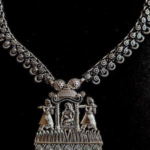 Vintage design handmade antique silver colour Indian tribal pendant necklace with fabulous hanging pendant customized tribal jewelry