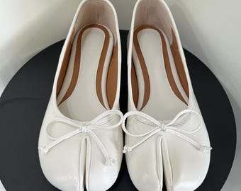 Handmade White Leather Tabi Flats With Bow | Vintage Split Toe Ballet Shoes | Wedding Shoes | Gift for her