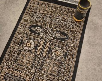 Premium Personalised Travel Prayer Mat Gift Box – Luxurious Custom Adult Sajada with Name and Thasbeeh, Islamic Gift for Eid, Nikah, Ramadan