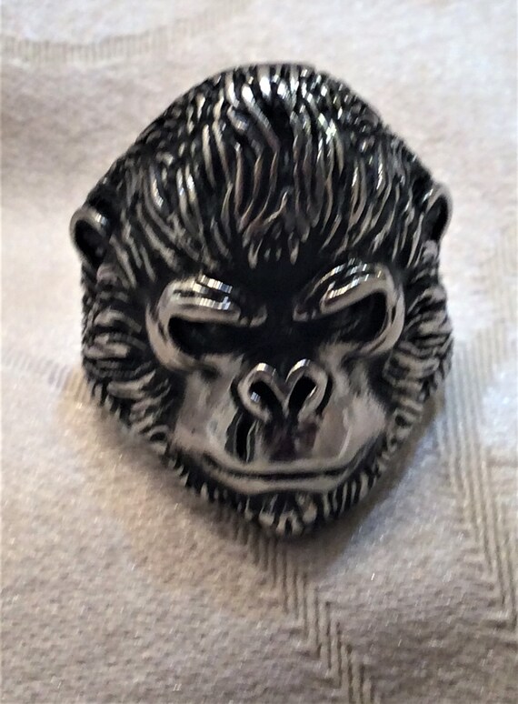 Vintage Gorilla Head Statement Ring Detailed Oxid… - image 2