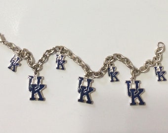 Vintage Kentucky Wildcats Charm Bracelet Silver Tone Link Chain 7 Blue Enamel UK Charms Hard To Find