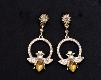 Vintage Sparkly Bee Rhinestone Dangle Earrings Clear & Citrine Color Rhinestones