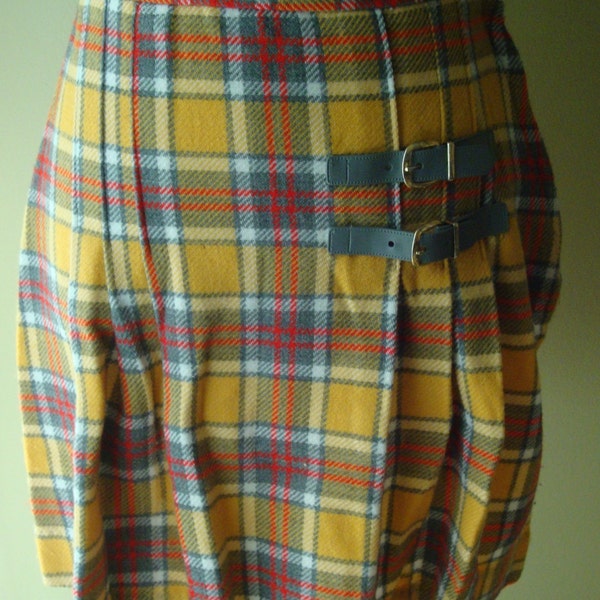 Plaid Vintage 60's skirt mustard (yellow)/gray plaid 100% Acrylic pleated mid-length Size 14/School girl/Preppy/Fall Colors