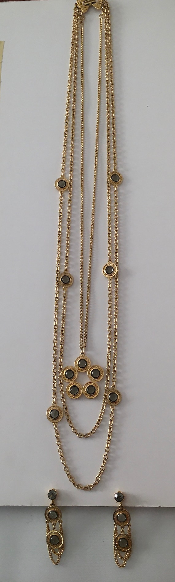 Vintage Celebrity Jewelry Chain Necklace with Matc