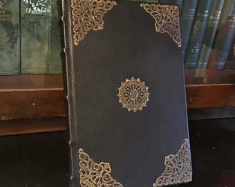 Interview Vampire - Etsy