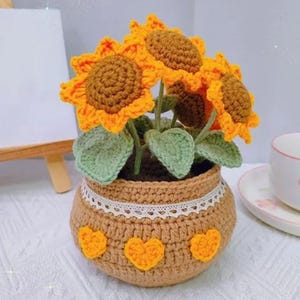Crochet Sunflower in Pot | Gift for Mom | Handmade Desk Decor | Knitted Flowers | Personalized Gift| Sunflower Decoration | Cheer Up Gift